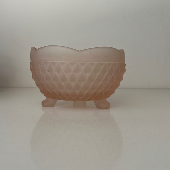 Indiana Glass Pink Satin Diamond Point dish - Picture 1 of 8